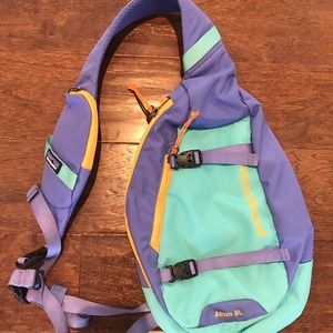 Patagonia Atom sling bag